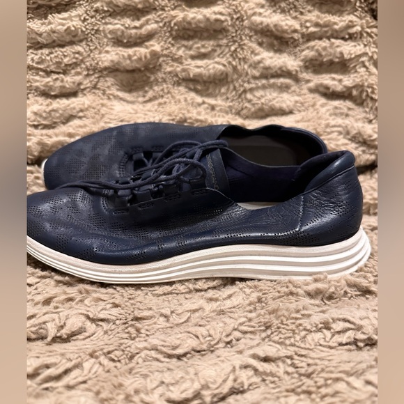 Cole Haan Original Grand Original Perforated Leather Marine Navy size 8 - Picture 2 of 16